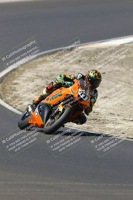 media/Sep-07-2025-CRA (Sun) [[6d6582c22b]]/Race 4/